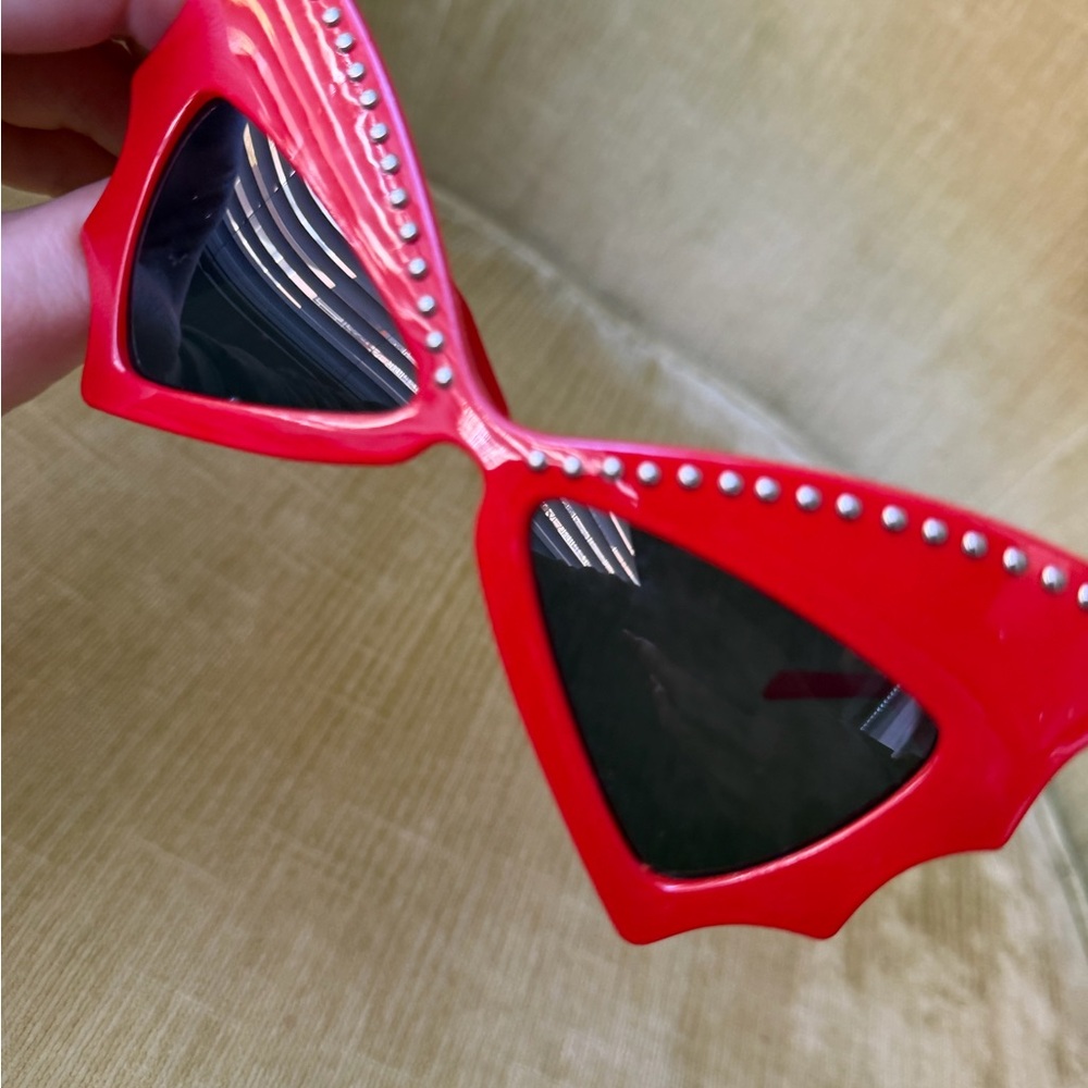 Red Cat-Eye Sunglasses with Rhinestones , new, never worn, batwing sunglasses - Picture 10 of 12